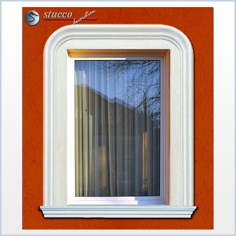 Harmonische Fensterverzierung mit Fassadenprofilen aus Styropor