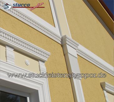 Styropor Fassadenprofile als Gurtgesims, Pilaster und Fensterverzierung