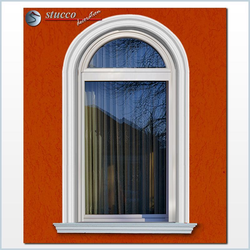 Verzierung von runden Fenstern mit Fassadenprofilen