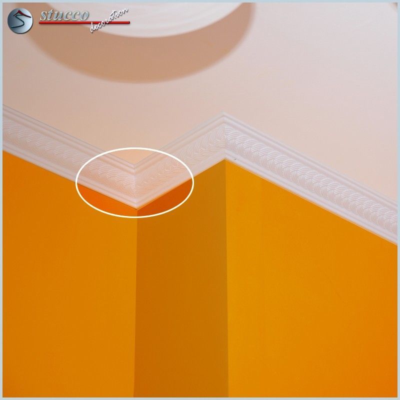Stuckprofile B9 inneres Eckelement mit breitem Flechtmuster