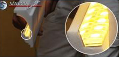 Indirektes Licht dank Styroporprofil, Reflektorleiste und LED Streifen Indirektes Licht dank Styroporprofil, Reflektorleiste und LED Streifen