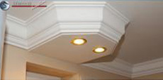 Stuckprofil Düren 400+2x21 mit abgeschrägten Ecken am Endstück und 2 LED Spotlights Stuckprofil Düren 400+2x21 mit abgeschrägten Ecken am Endstück und 2 LED Spotlights