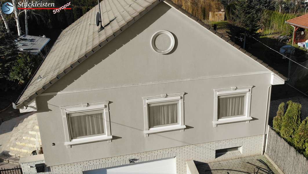 Außenstuck flexible Stuckleisten biegbare Fassadenprofile