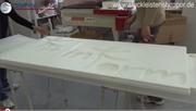 3D Logo Herstellung Grundplatte zusammenkleben 3D Logo Herstellung Grundplatte zusammenkleben