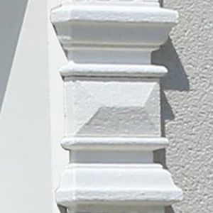 Beschichtete Fassadenstuck Styroporelemente Titus 100-K1 und Avitus DT-3 Beschichtete Styroporelemente Titus 100-K1 und Avitus DT-3