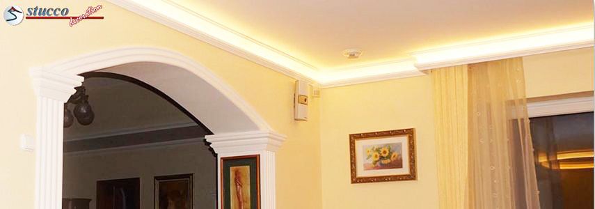 Ein Motiv für das ganze Haus – Harmonische Fassadenverzierung und Wohnraumdekoration mit dem Stuckprofil Ankara 108