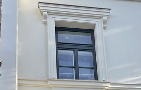 Fassadensanierung mit maßgefertigtem Styroporstuck