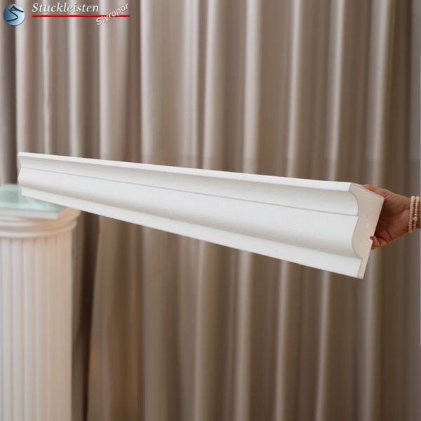 Stuckprofil Bonn 126 für die Fassadenverzierung