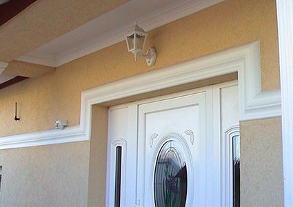 Fassadenprofile als Geschossgesims Fassadenprofile als Geschossgesims