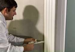 Das Kreppband danach vorsichtig entfernen.