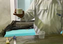 Die Beschichtungsmasse bereitstellen.