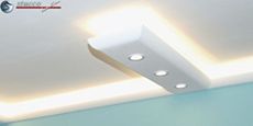 Deckenbeleuchtung mit LED Spots und LED Streifen Deckenbeleuchtung mit LED Spots und LED Streifen