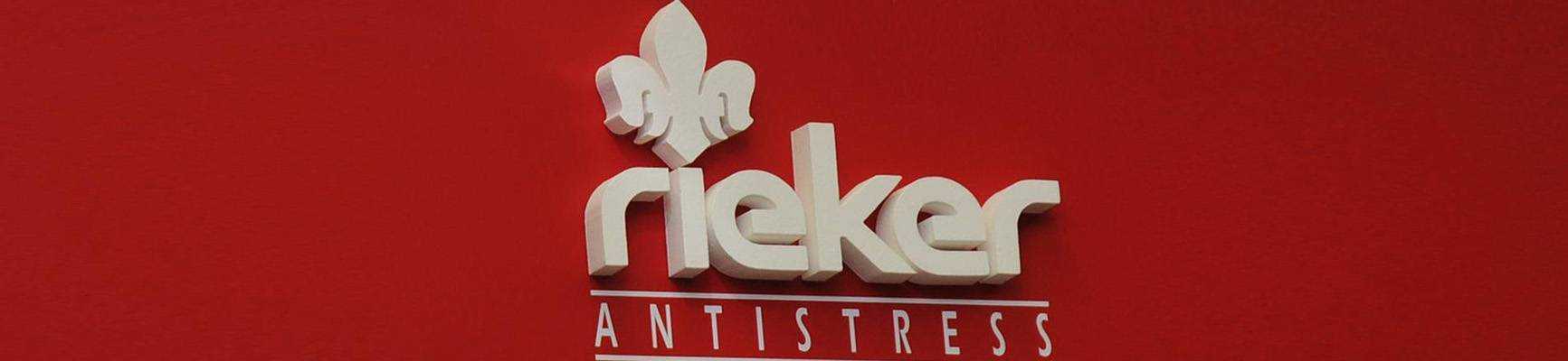 Styroporbuchstaben als 3D Logo oder Schriftzug Styroporbuchstaben als 3D Logo oder Schriftzug