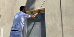 Ausrichtung des oberen Laibungsprofils überprüfen