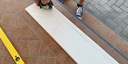 Laibungsprofil mit Diamanttrennscheibe zuschneiden